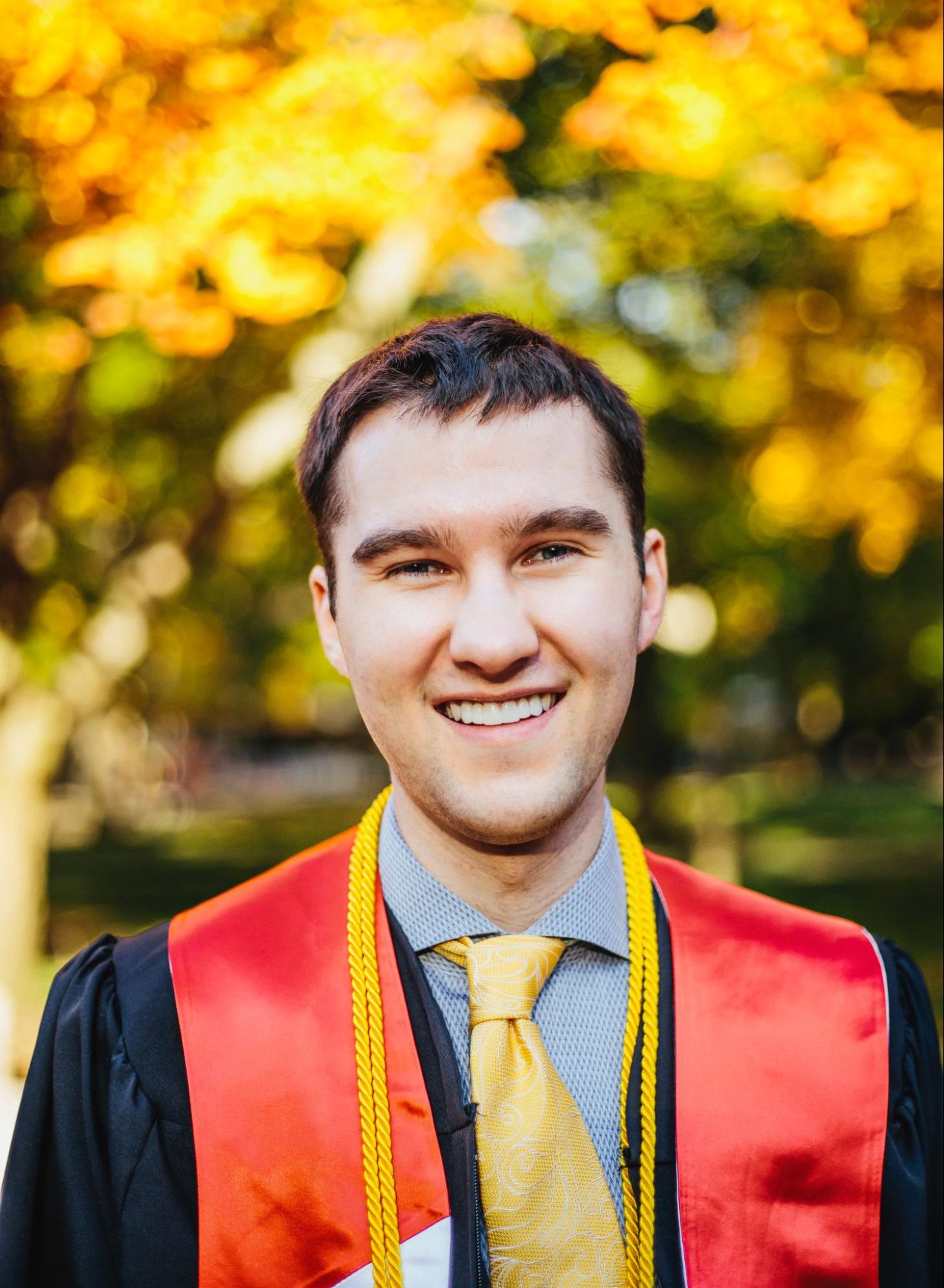 Alex Philpott headshot
