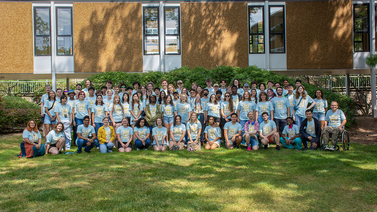 Top Photo LAE 2024-25 Communityjpg Group picture of mentors