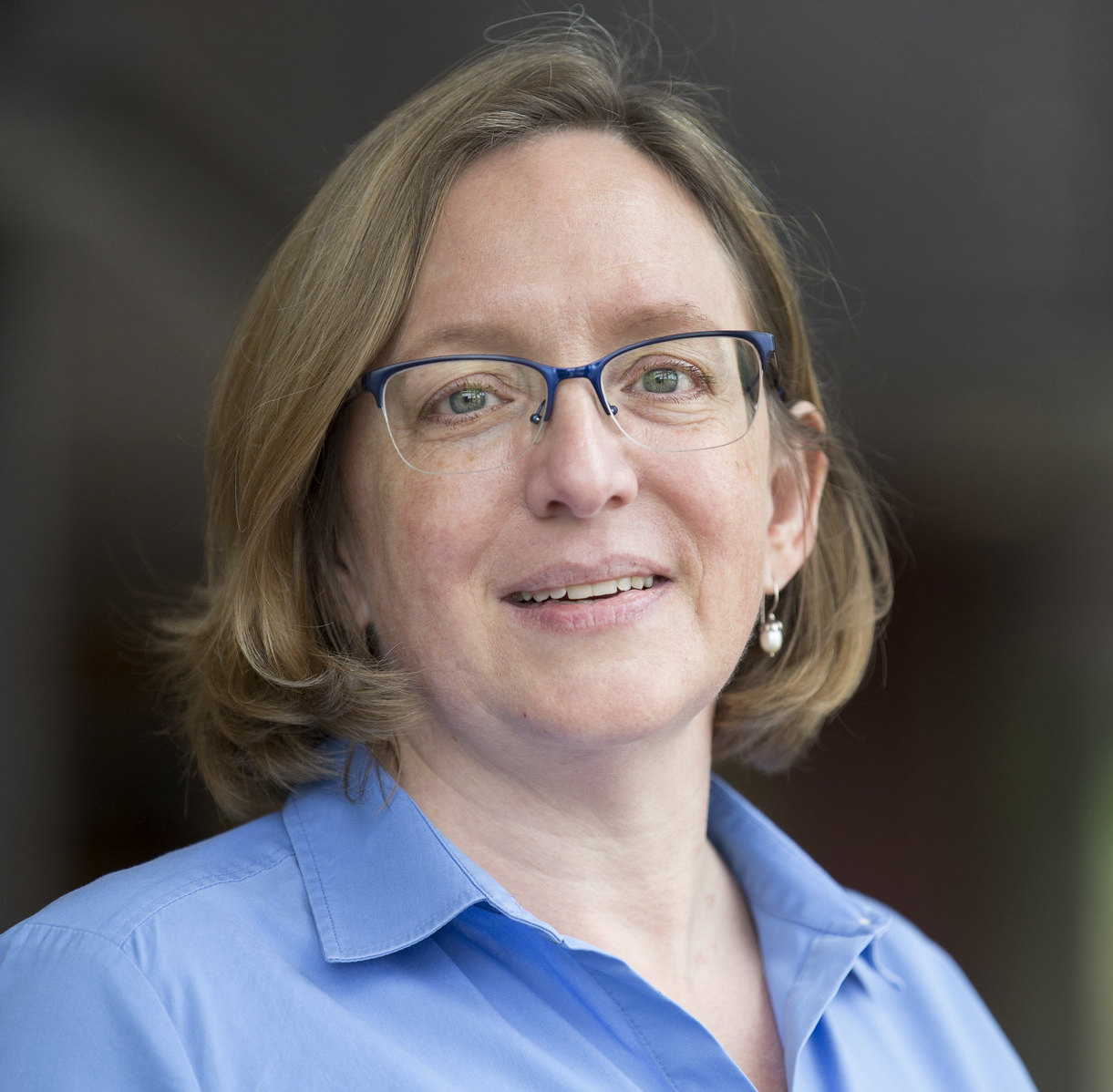 Headshot of Gail Hohner