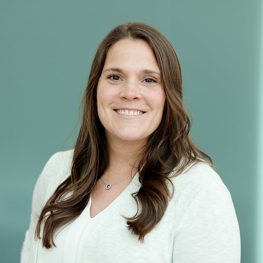 Headshot of Ellen Solomon