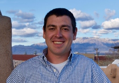 Headshot of Alex Gorodetsky