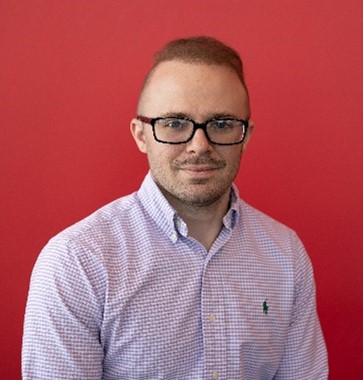 Headshot of Tyler Naes