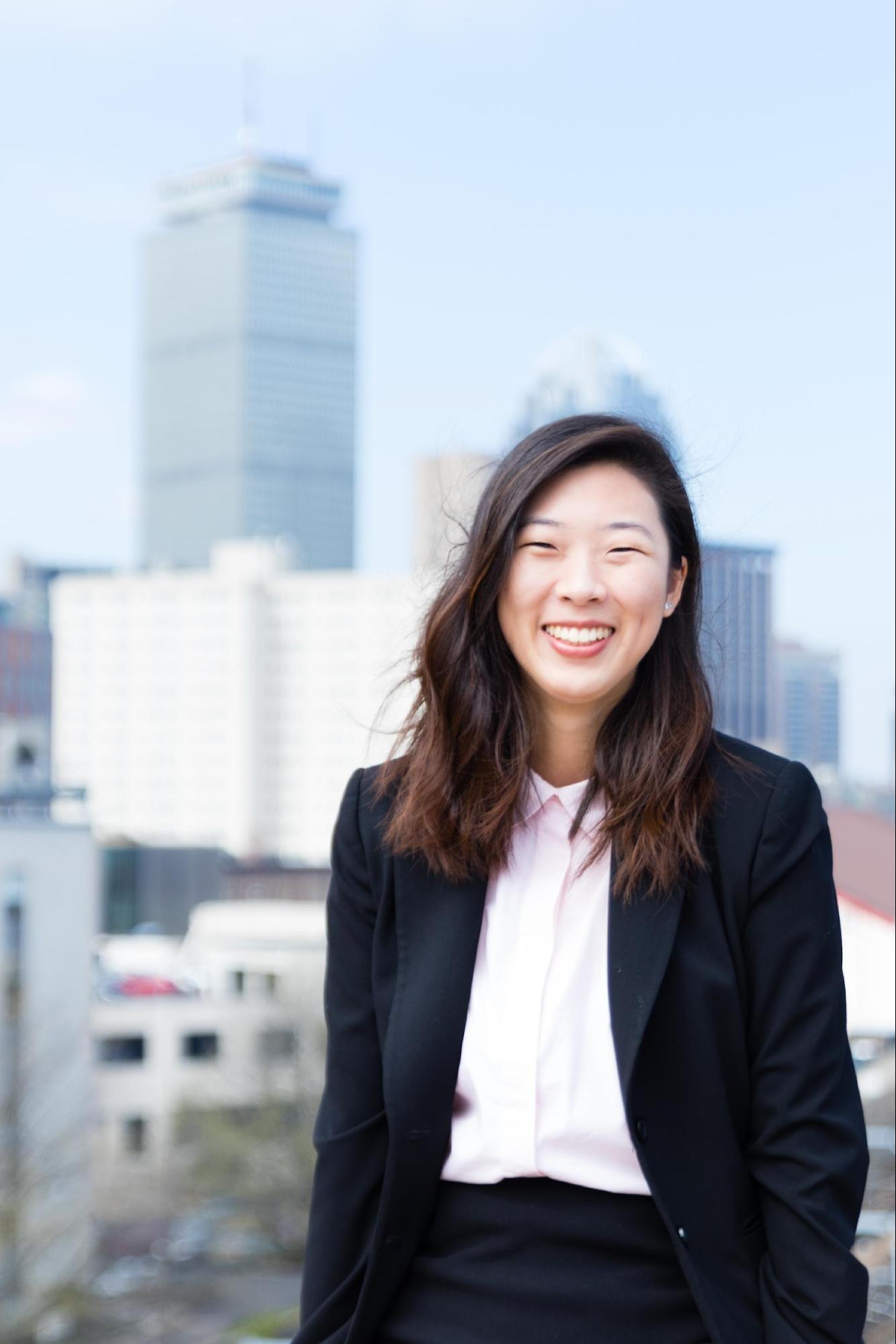 Headshot of Yuri Kim