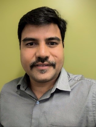 Headshot of Santosh Chikoti